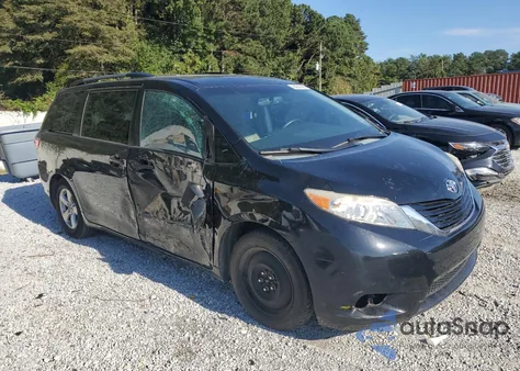 2015 Toyota Sienna Le from USA, damaged, VIN 5TDKK3DC9FS567984